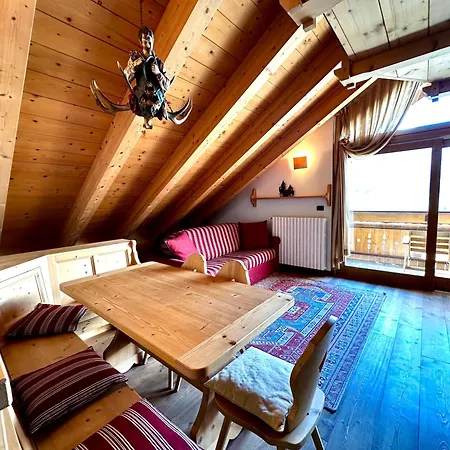 Alpine Escape 4 Apartment